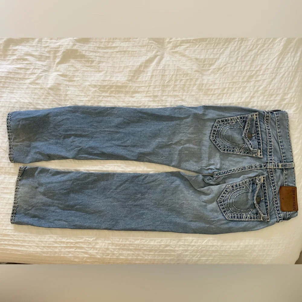 TRUE RELIGION - Billy Super T jeans in a size 30 - Picture 3 of 7